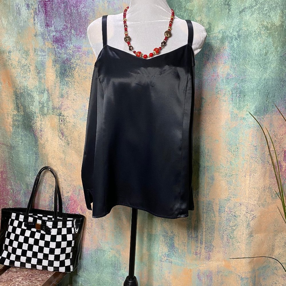 📌Working Classics Basic Piece  - Satin Top